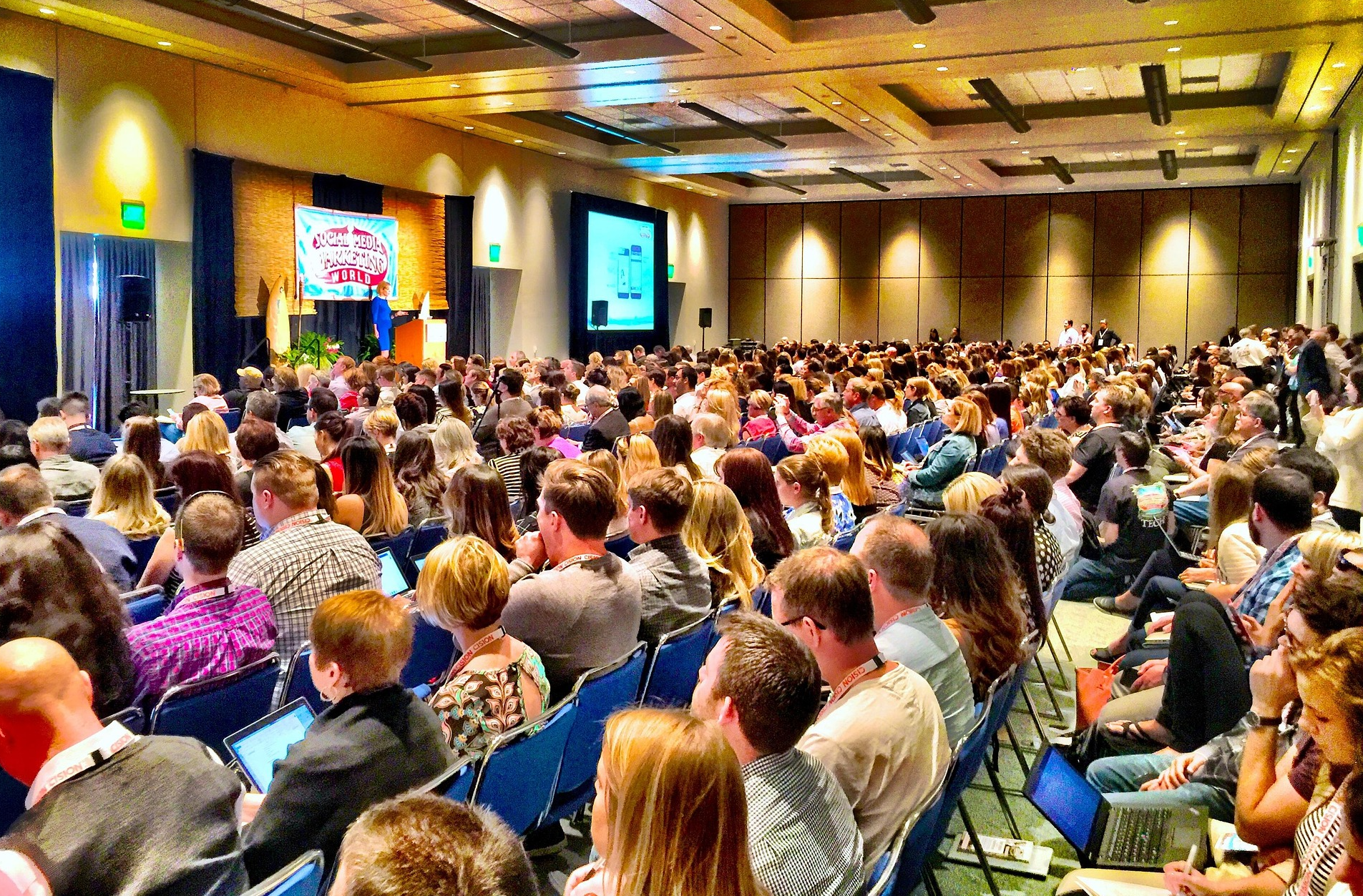 FÖRELÄSNING - LÄS MER